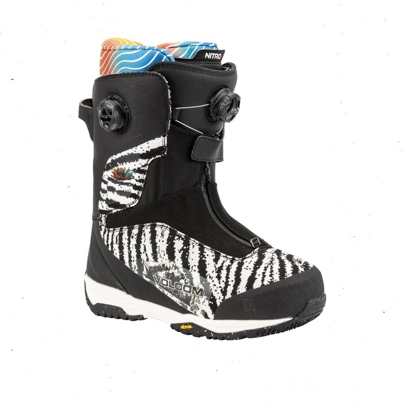 VOLCOM NITRO スノーボード バインディング付き　ブーツ手袋付き 美品 golgoda_nitro-alternator-volcom